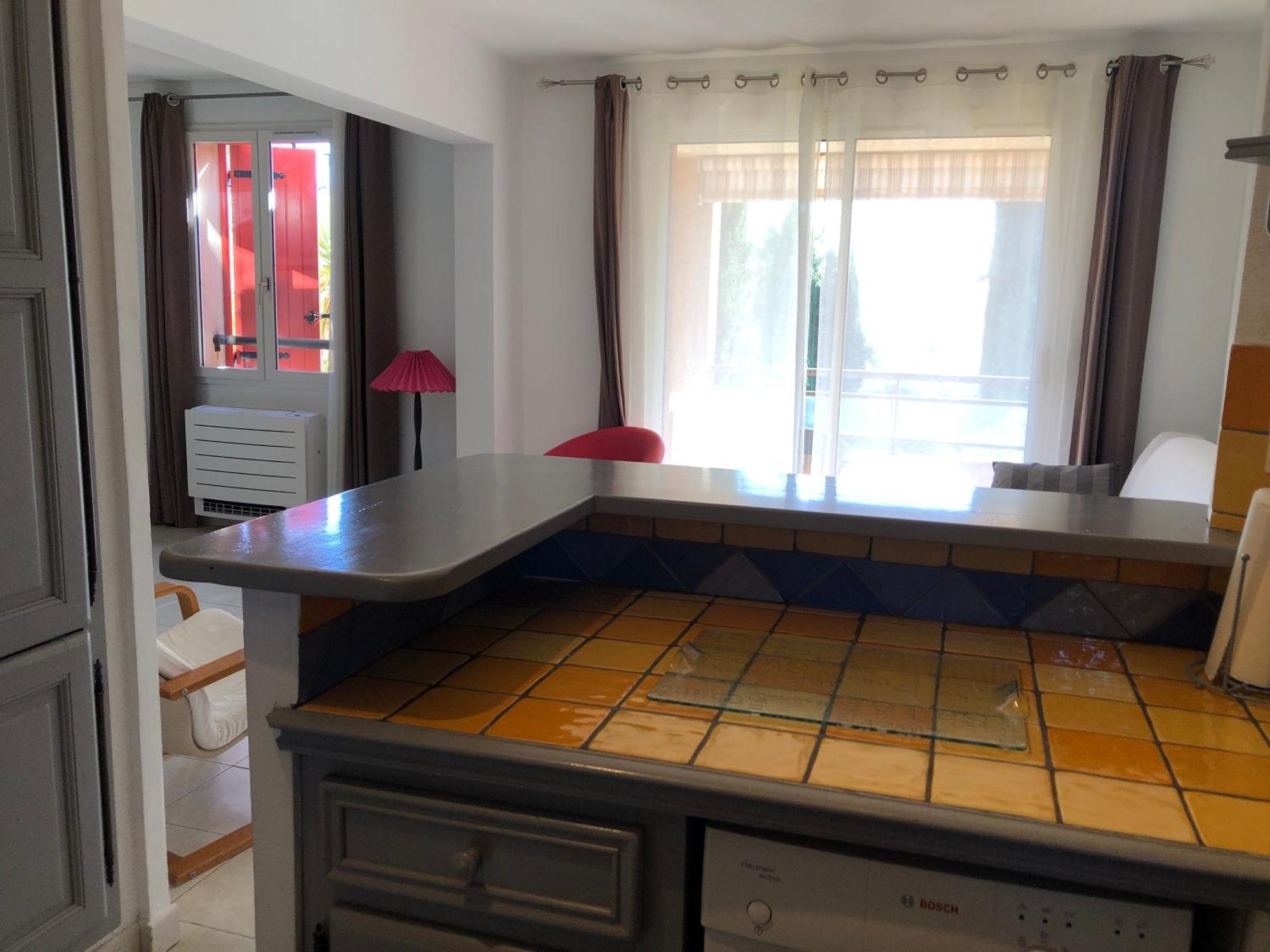 Appartement 60M2 - 2 Chambres A Une Minute Des Plages, Parking Prive Sausset-les-Pins Exterior photo