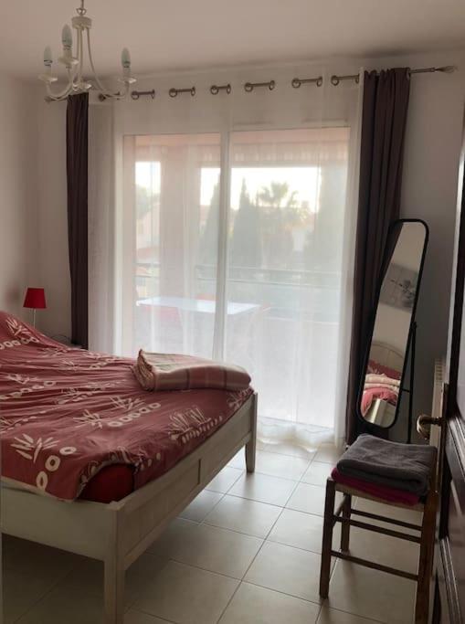 Appartement 60M2 - 2 Chambres A Une Minute Des Plages, Parking Prive Sausset-les-Pins Exterior photo