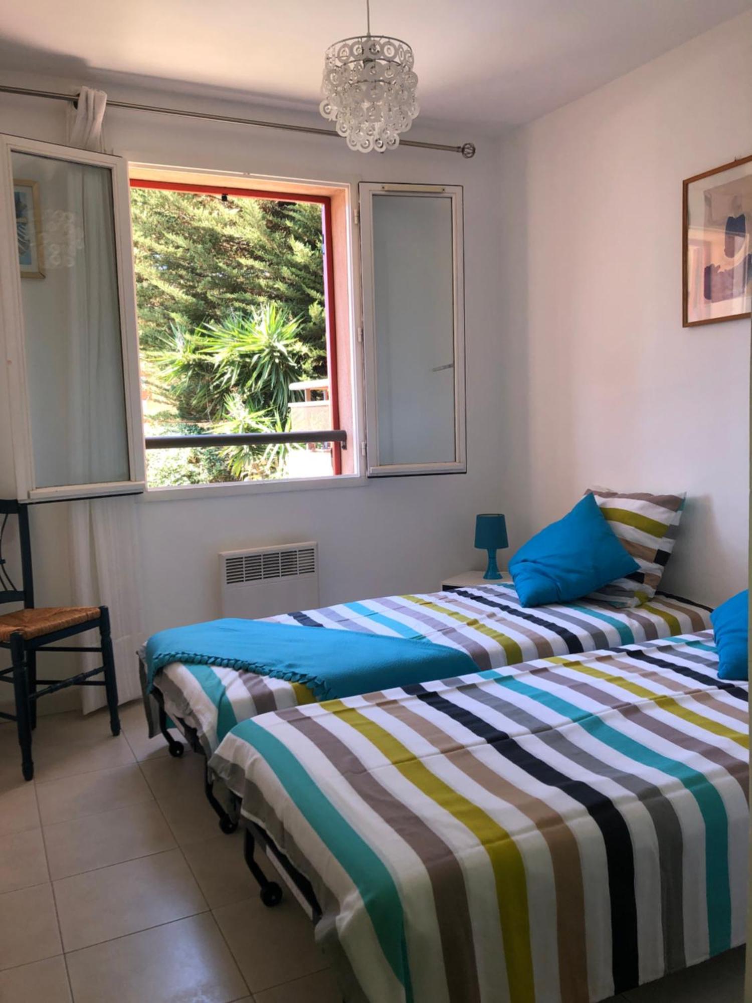 Appartement 60M2 - 2 Chambres A Une Minute Des Plages, Parking Prive Sausset-les-Pins Exterior photo